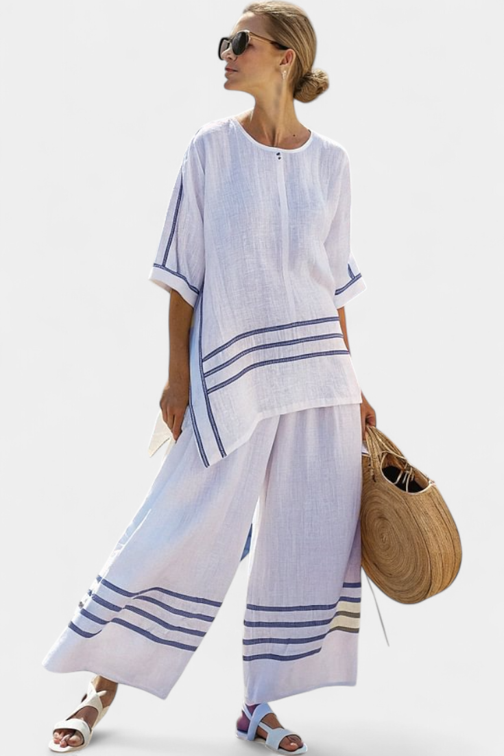 Daisy Set | Pantaloni a Righe con Taglio Asimmetrico e Stile Moderno