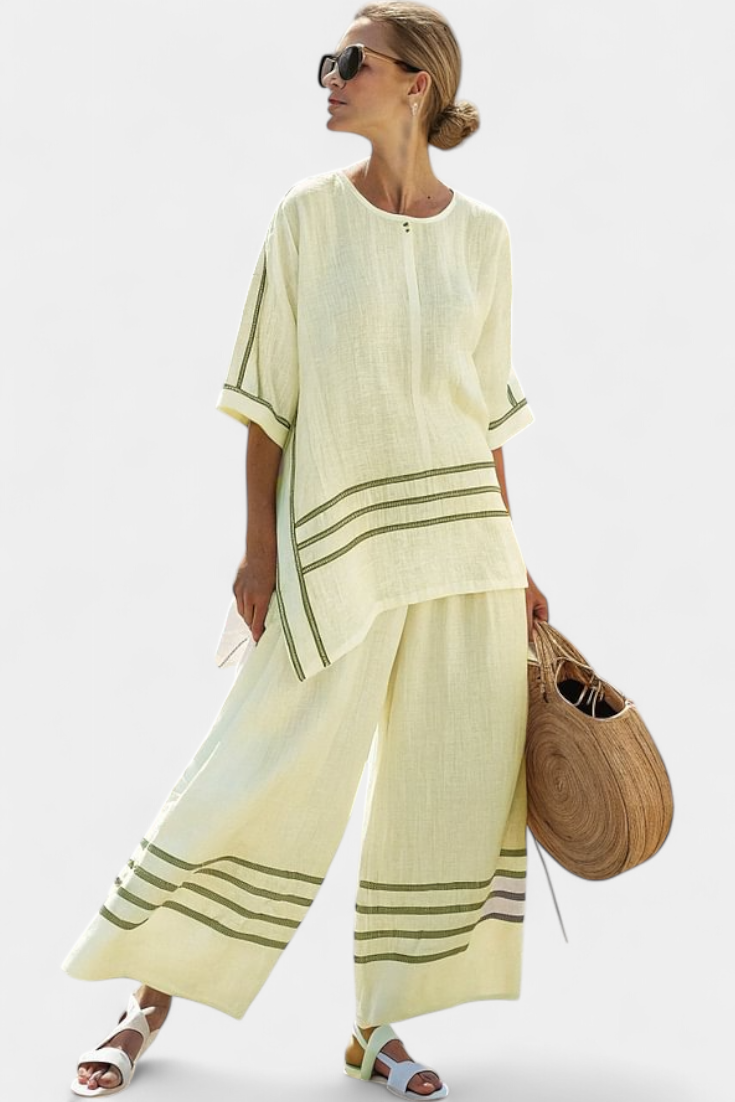 Daisy Set | Pantaloni a Righe con Taglio Asimmetrico e Stile Moderno
