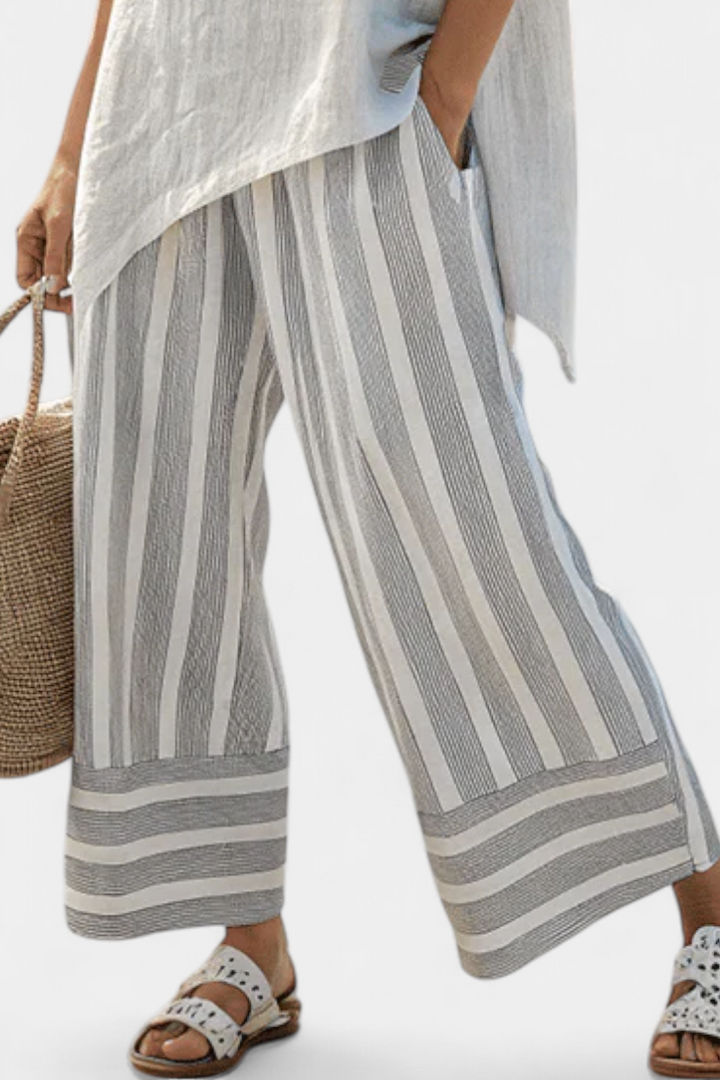 Daisy Set | Blusa Asimmetrica & Pantaloni a Righe per Stile Moderno