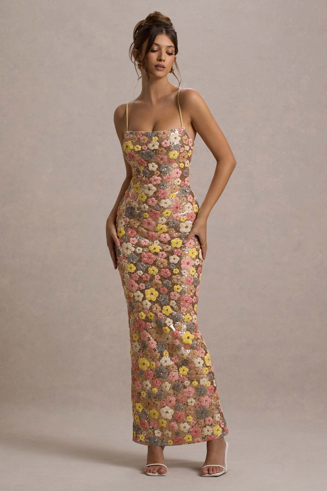 Abito lungo floreale con paillettes